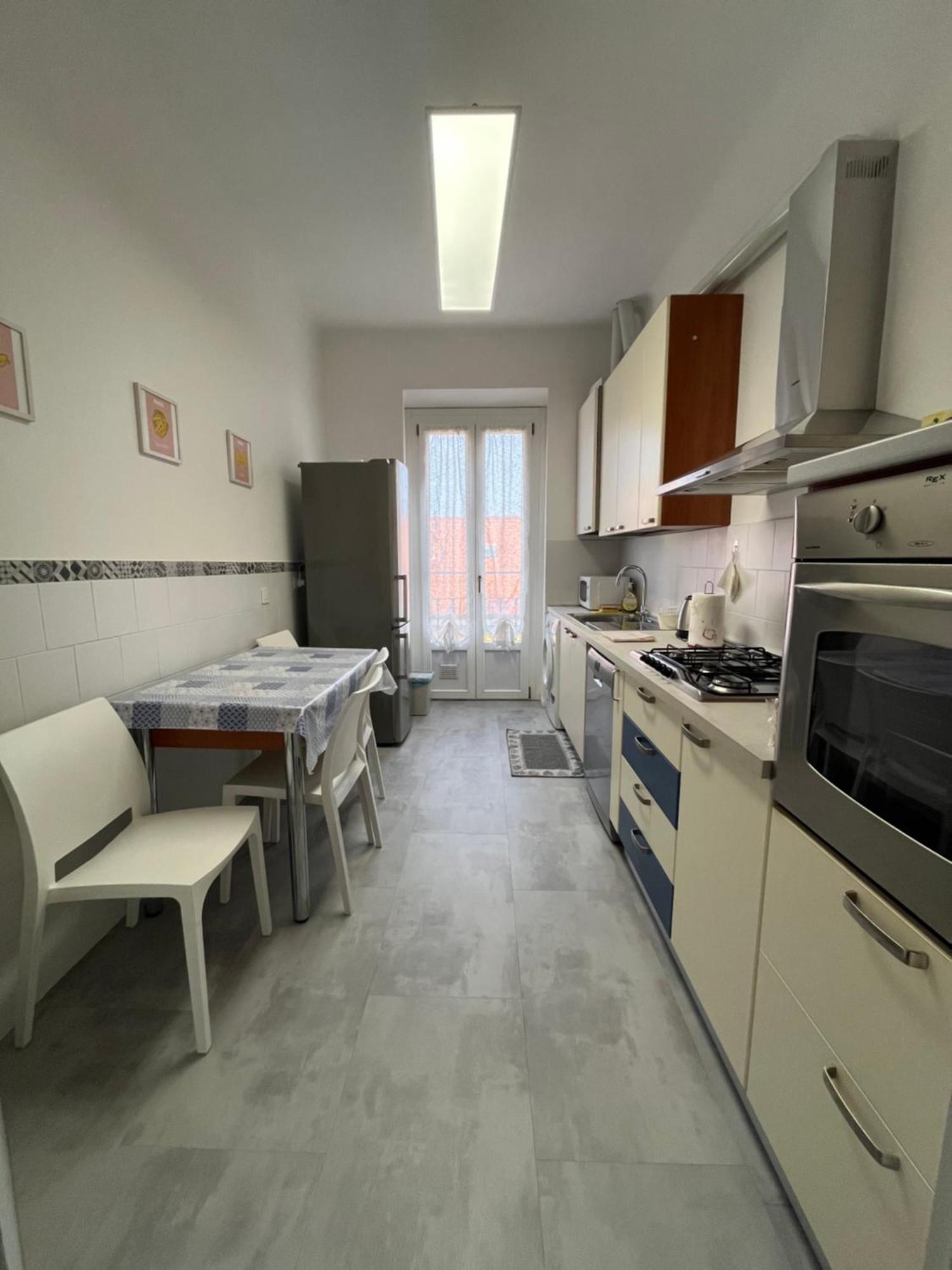 Giacomino Apartment Central Station Милан Экстерьер фото