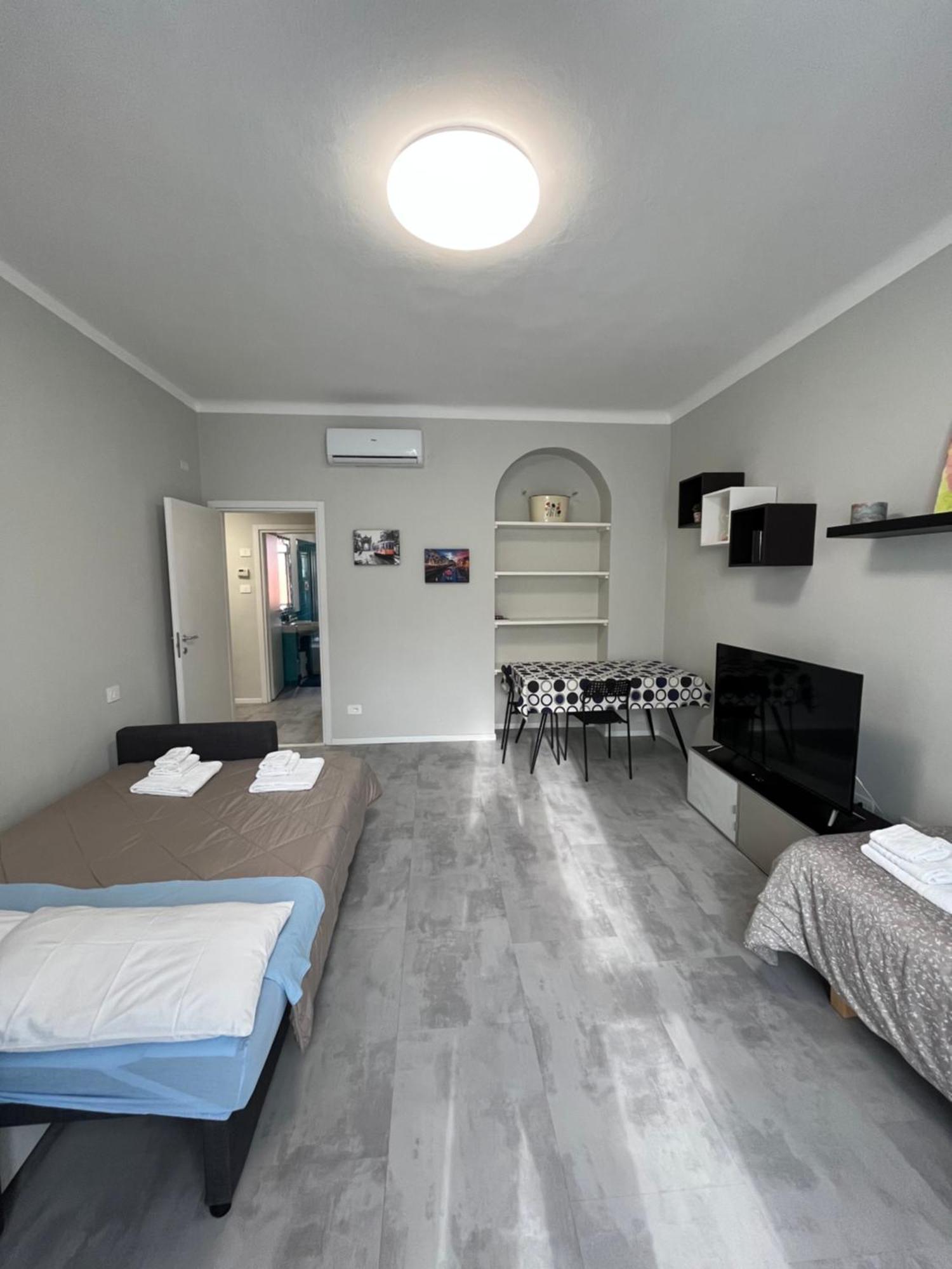 Giacomino Apartment Central Station Милан Экстерьер фото
